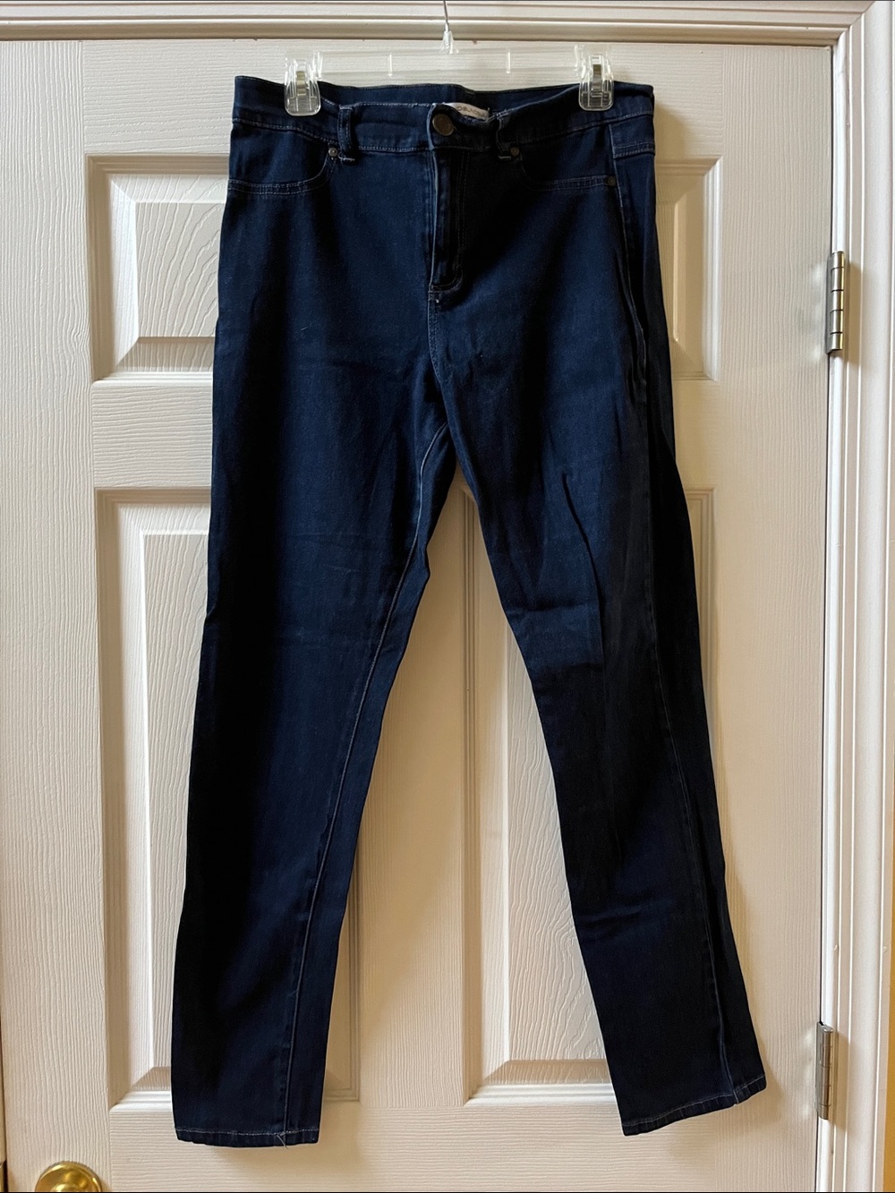 Vintage Bandolino Slim Straight Jeans in Dark Blue